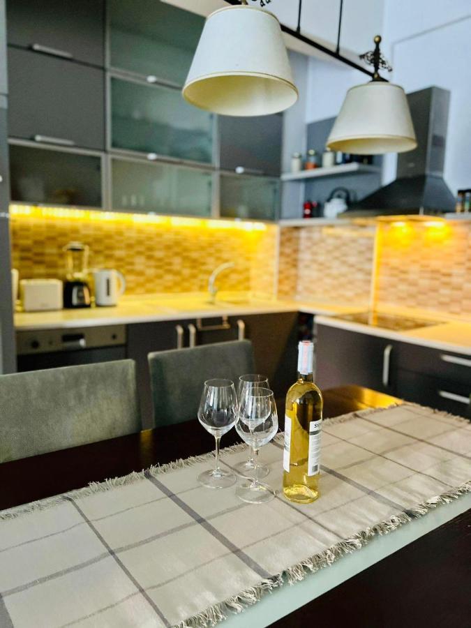My Home In Prishtina - Spacious & Cozy 2Br Apartment With Balcony Pristina Exterior foto